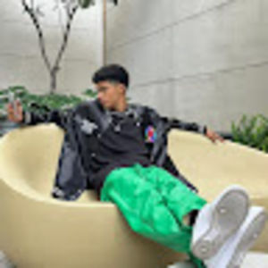 Meet your Posher, Guillermo